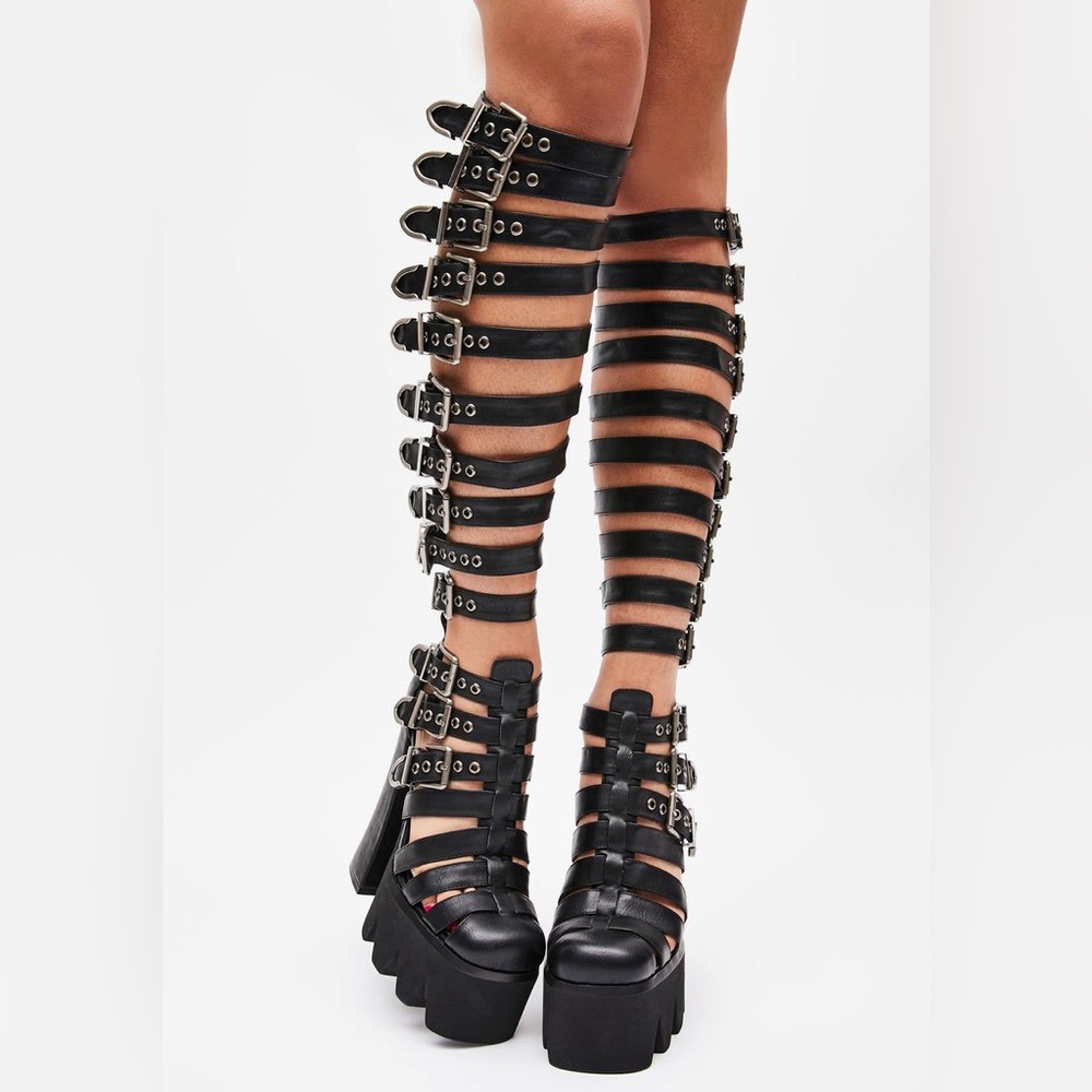 LAMODA Clairvoyant Knee-High Platform Boots – Black – NWT Size 10